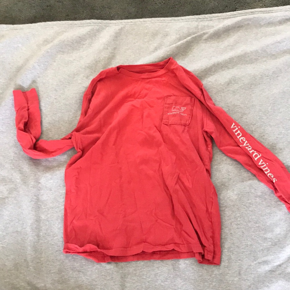 Watermelon colored Vineyard Vines Ling sleeve top